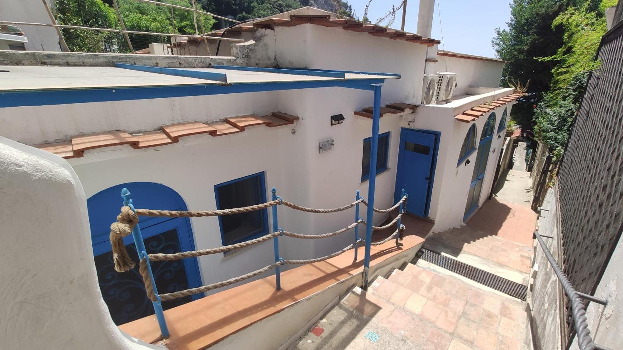 Mide Capri House Apartment Luaran gambar